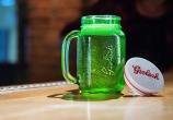 Grolsch te provoacă să bei berea din Borcan 