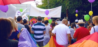 Gay pride. 65 de minute.