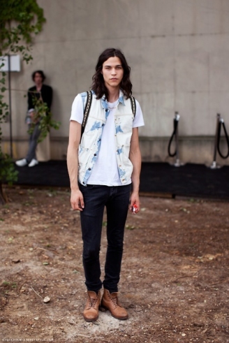 Stil: Miles McMillan