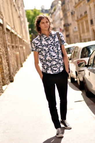 Stil: Miles McMillan