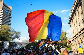 Simboluri la protestul Salvaţi Roşia Montană 