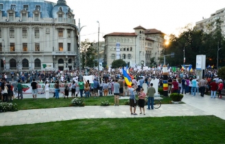 Simboluri la protestul Salvaţi Roşia Montană 