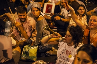 Feţe la protestele Salvaţi Roşia Montană