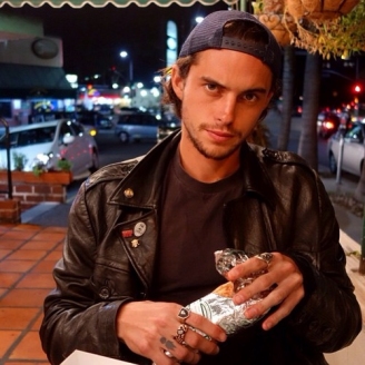 Stil: Dylan Rieder