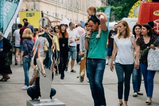 De ce nu ratez în niciun an Street Delivery 